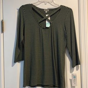 FROXX  Ross front knit top.
